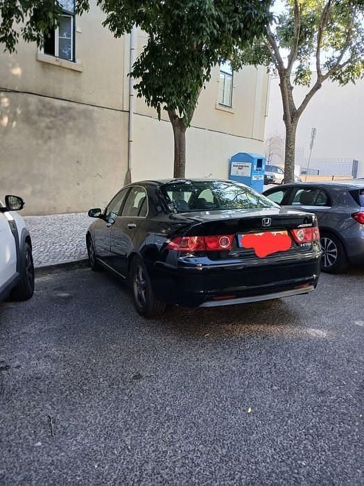 Usado 2005 Honda Accord Sedan | € 3.250 - Imagem 1/4