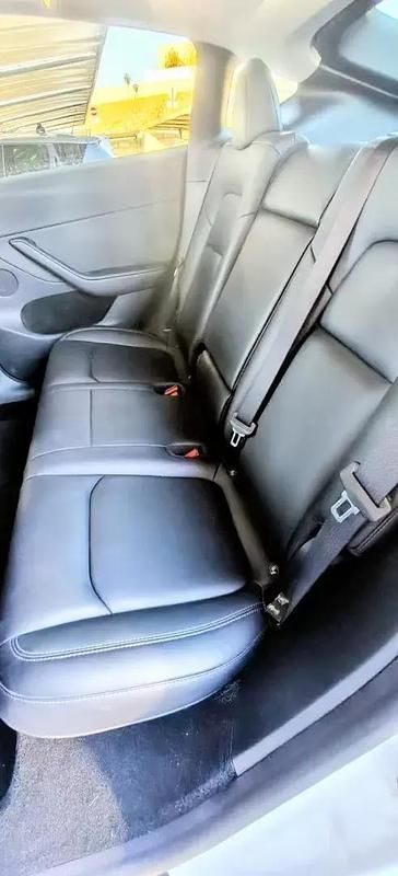 Usado Tesla Model Y 219 kW (299 HP) 2023 Branco SUV