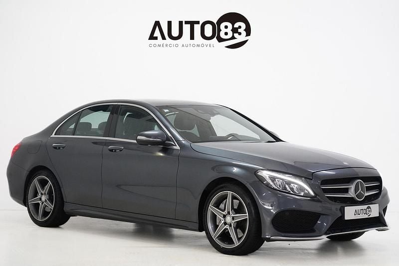 Cinza Usado 2014 Mercedes C250 AMG line Sedan | € 19.490 - Imagem 1/4