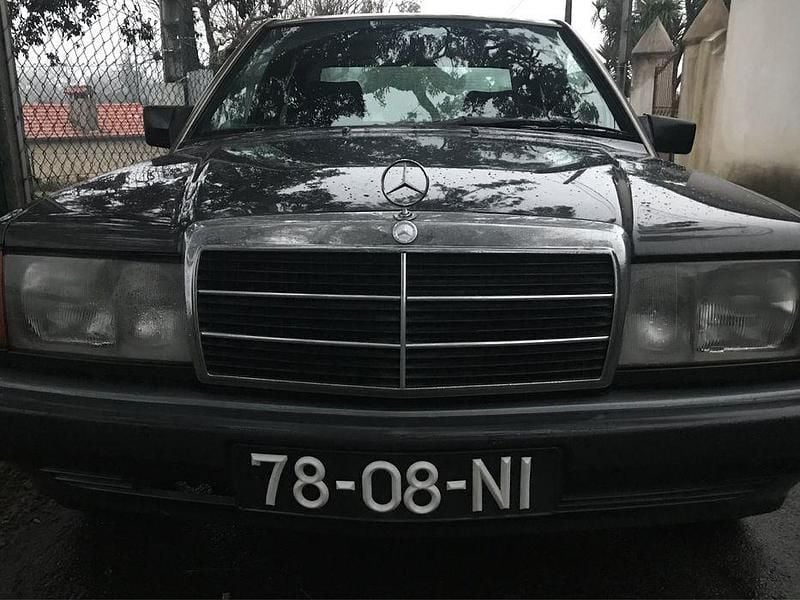 Usado 1989 Mercedes 190 Sedan | € 2.500 - Imagem 1/4