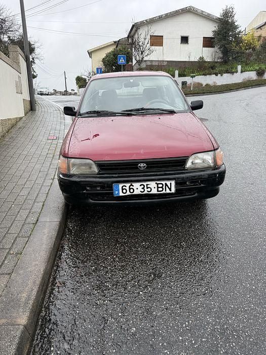 Usado Toyota Starlet 1993 Citadino