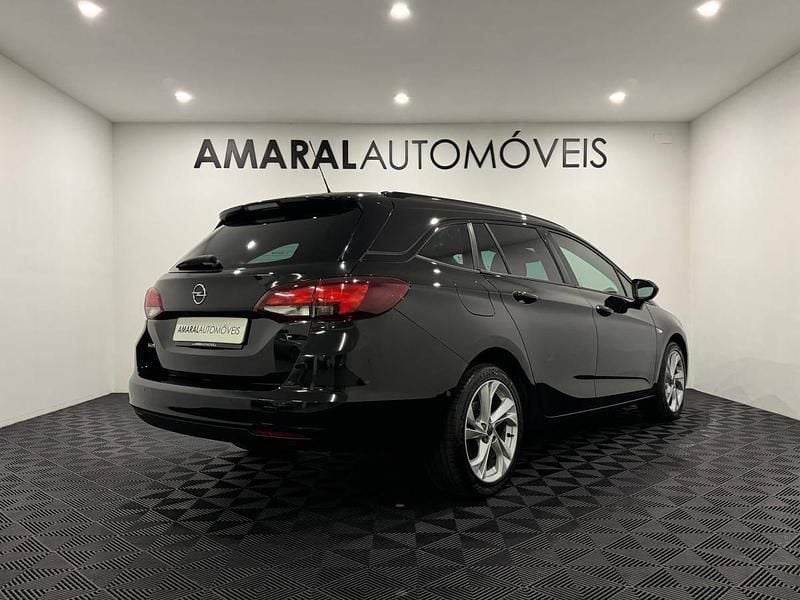 Usado Opel Astra Sport 122 HP (89 kW) 2021 Preto Carrinha