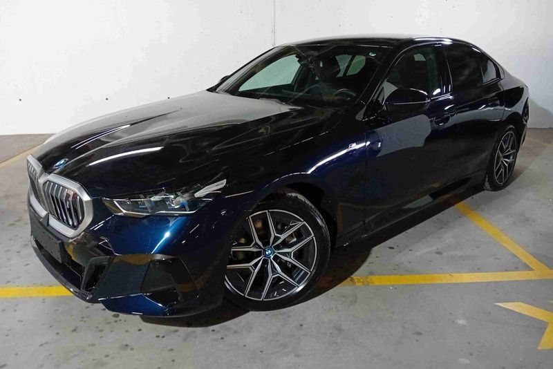 Preto Usado 2024 BMW i5 Sedan | € 83.500 - Imagem 1/4