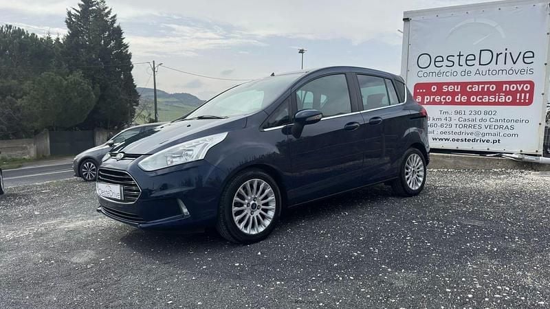 Usado Ford Ecosport Titanium 100 HP (73 kW) 2013 Azul SUV