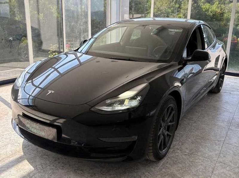 Preto Usado 2022 Tesla Model 3 Sedan | € 28.900 (Preço justo) - Imagem 1/1