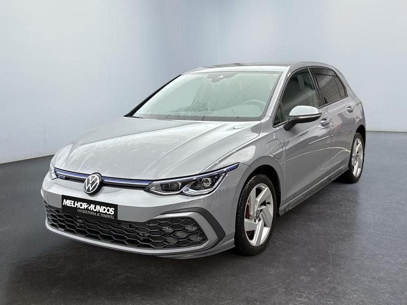Cinza Usado 2024 VW Golf VIII GTE | € 33.990 (Preço justo) - Imagem 1/4