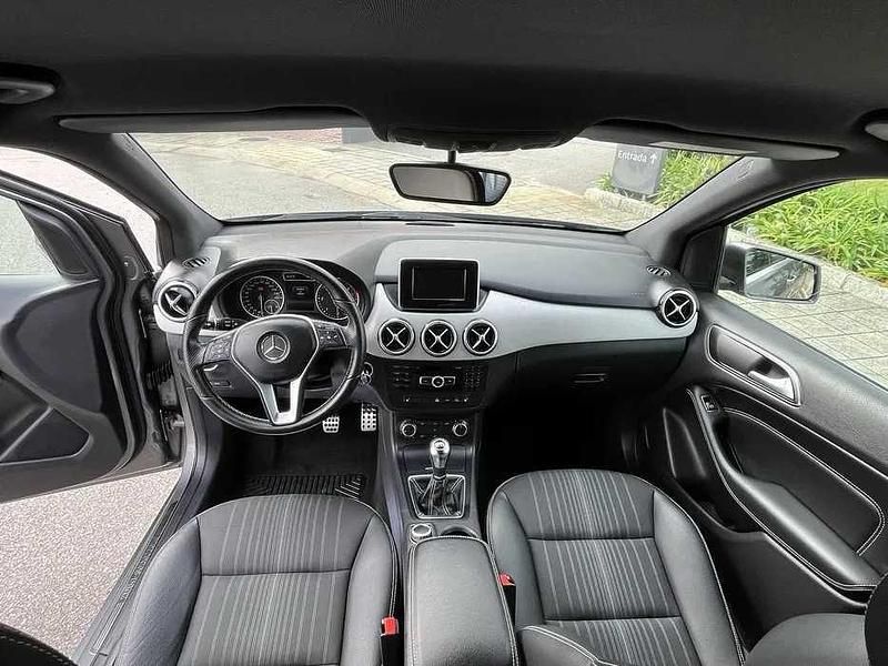 Usado 2014 Mercedes B180 Monovolume | € 9.000 (Super Preço) - Imagem 1/4