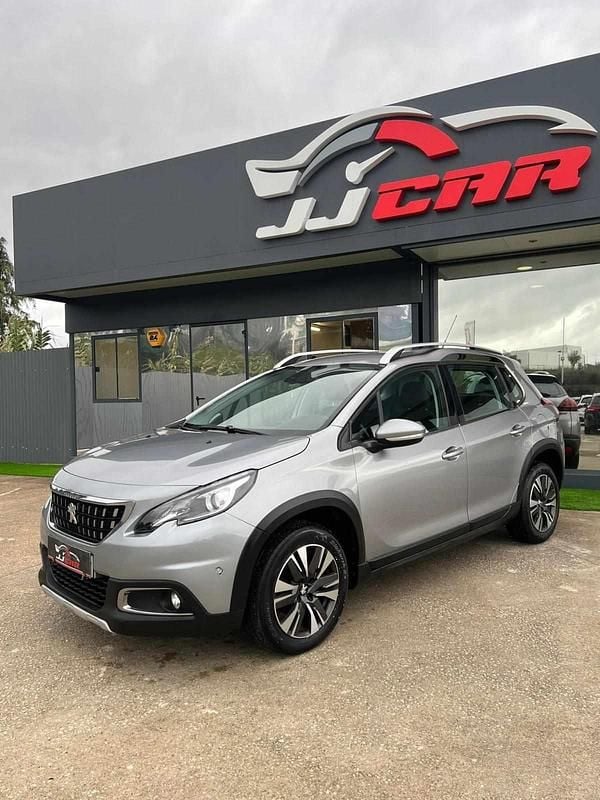 Usado Peugeot 2008 Active 100 HP (73 kW) 2018 Cinza SUV