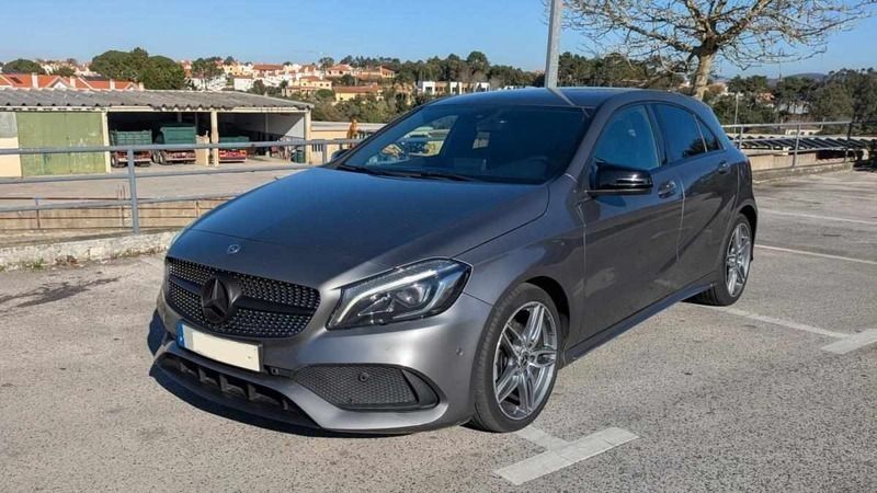 Cinzento Usado 2018 Mercedes A180 Citadino | € 17.250 (Super Preço) - Imagem 1/4