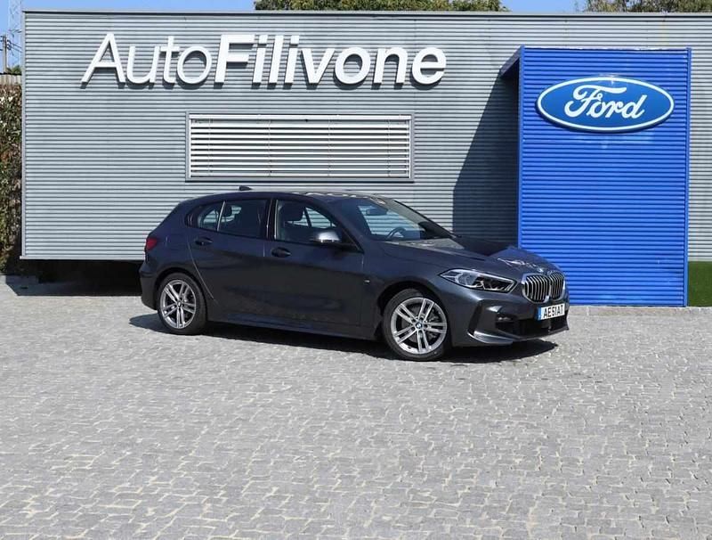 Cinzento Usado 2020 BMW 116 Citadino | € 22.700 (Preço justo) - Imagem 1/4