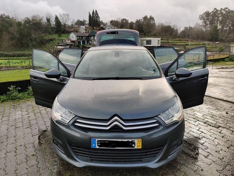 Usado Citroën C4 110 HP (80 kW) 2013 Sedan