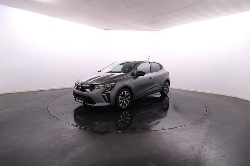 Usado Mitsubishi Colt Invite 91 HP (66 kW) 2024 Cinza