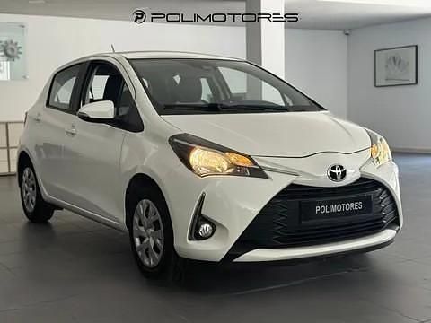 Branco Usado 2018 Toyota Yaris Luxury | € 14.750 (Preço justo) - Imagem 1/4