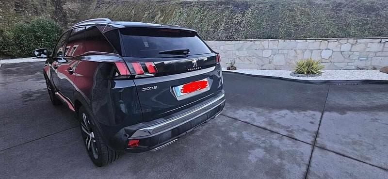 Usado Peugeot 3008 181 HP (133 kW) 2018 Cinzento Citadino