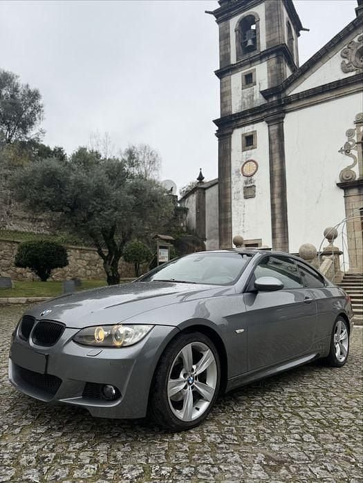 Usado BMW 320 163 HP (119 kW) 2009
