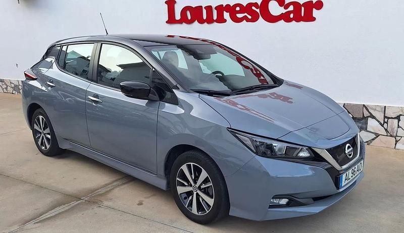 Usado Nissan Leaf 110 kW (150 HP) 2021 Cinzento Citadino