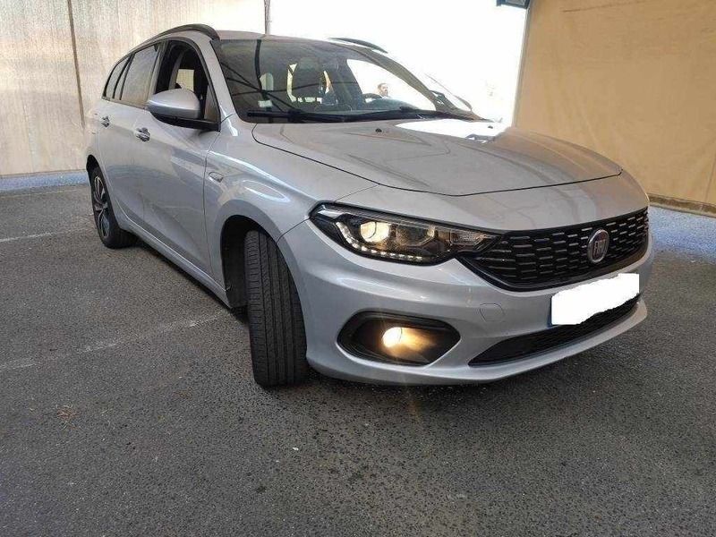 Cinzento (metalizado) Usado 2019 Fiat Tipo Lounge Carrinha | € 13.450 (Preço justo) - Imagem 1/4