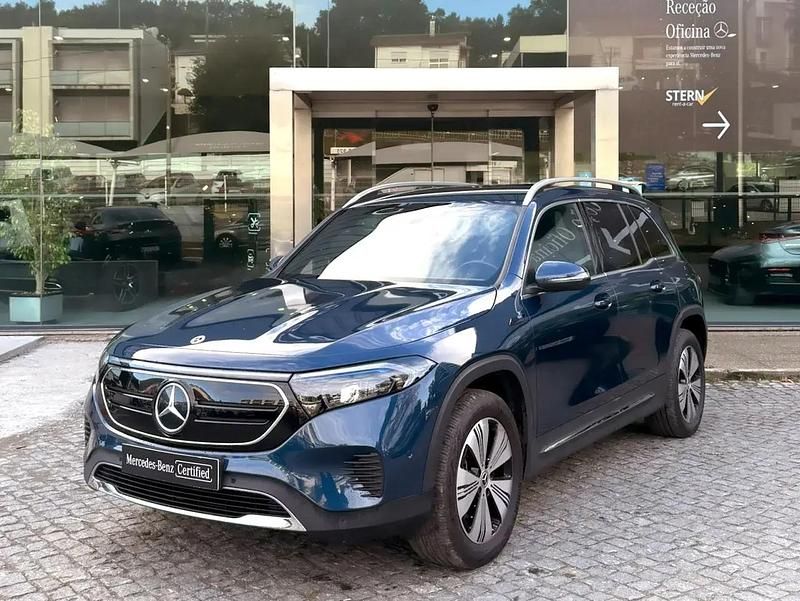Azul denim Usado 2022 Mercedes EQB250 Advanced SUV | € 42.000 (Preço elevado) - Imagem 1/4