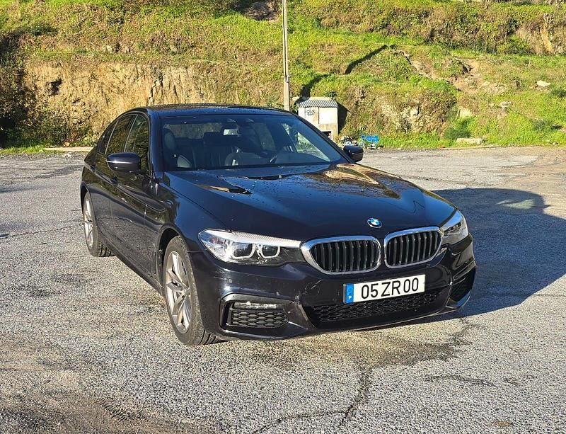 Azul Usado 2019 BMW 530 Coupé | € 30.000 - Imagem 1/4