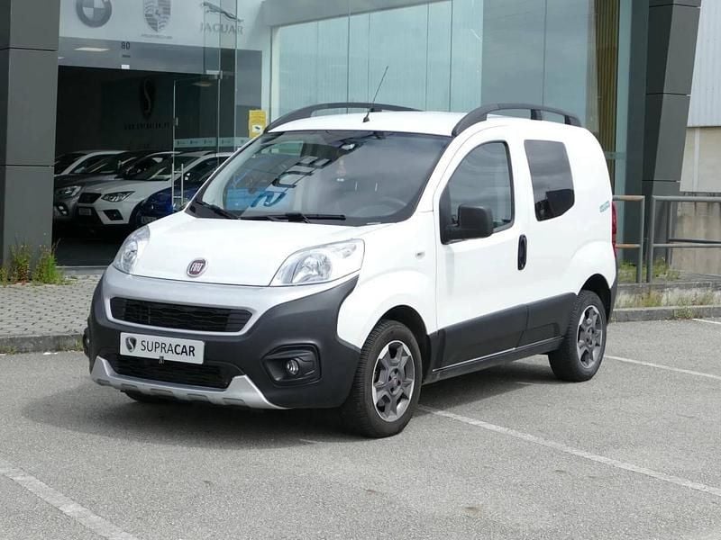 Branco Usado 2021 Fiat Fiorino Monovolume | € 11.990 (Preço justo) - Imagem 1/4
