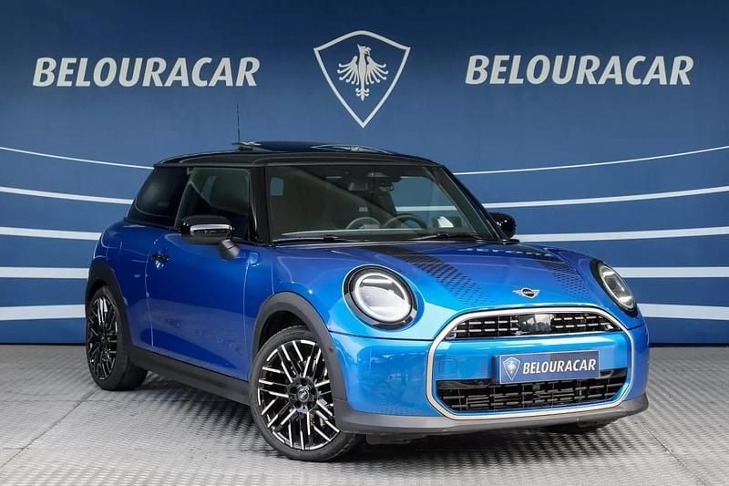 Usado Mini Cooper Coupé Favoured 156 HP (114 kW) 2024 Azul Coupé