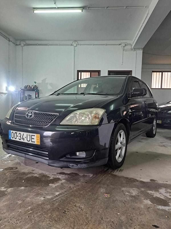 Usado Toyota Corolla 97 HP (71 kW) 2002 Preto Carrinha