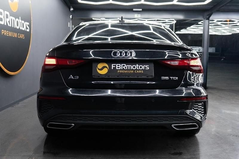 Usado Audi A3 S-Line 150 HP (110 kW) 2021 Preto Sedan