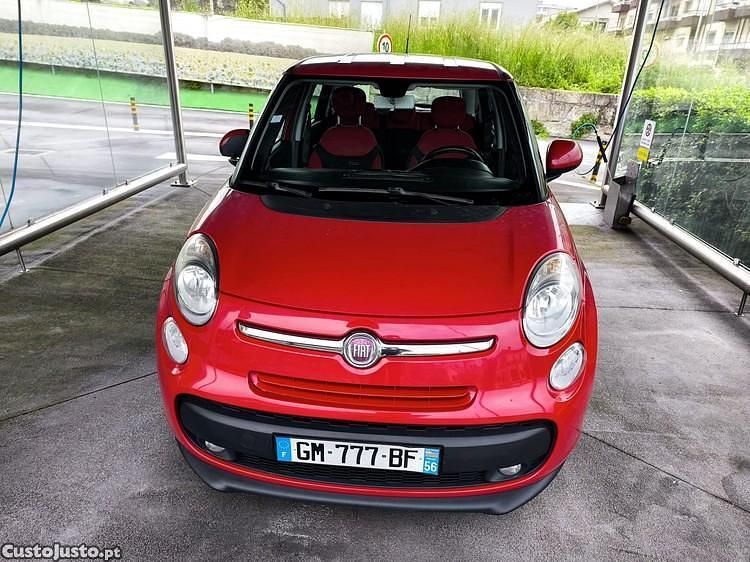 Vermelho Usado 2012 Fiat 500L Monovolume | € 6.600 (Preço justo) - Imagem 1/1