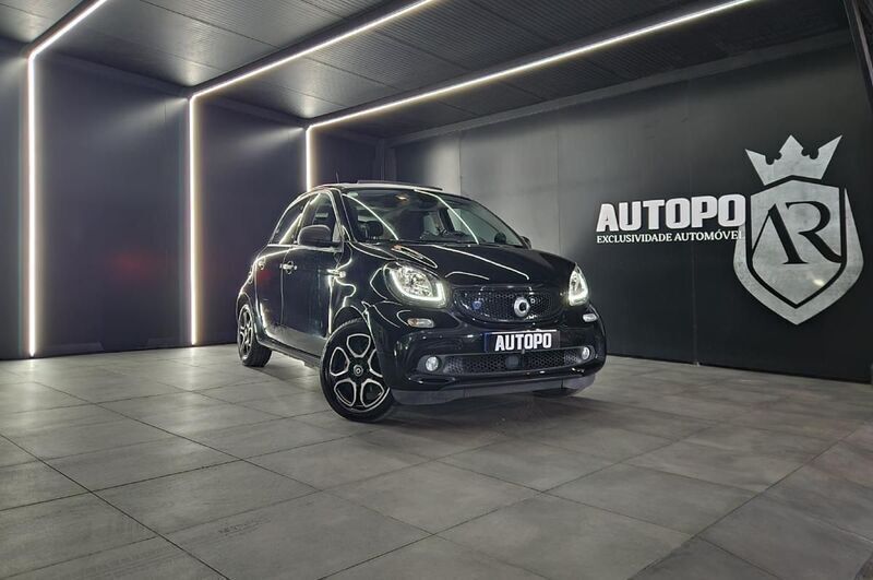 Preto Usado 2018 Smart ForFour Electric Drive | € 11.900 (Preço justo) - Imagem 1/4