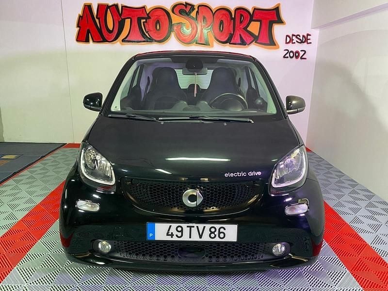 Usado Smart ForTwo Coupé Prime 60 kW (82 HP) 2017 Preto Coupé