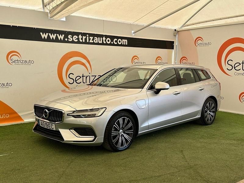 Cinza Usado 2021 Volvo V60 Inscription Carrinha | € 31.750 (Preço justo) - Imagem 1/4