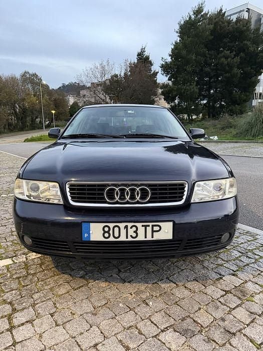 Usado 2000 Audi A4 Sedan | € 3.950 (Preço elevado) - Imagem 1/4