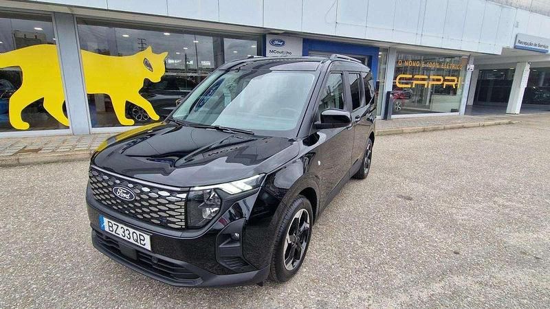 Preto Usado 2025 Ford Tourneo Courier Monovolume | € 31.900 - Imagem 1/4