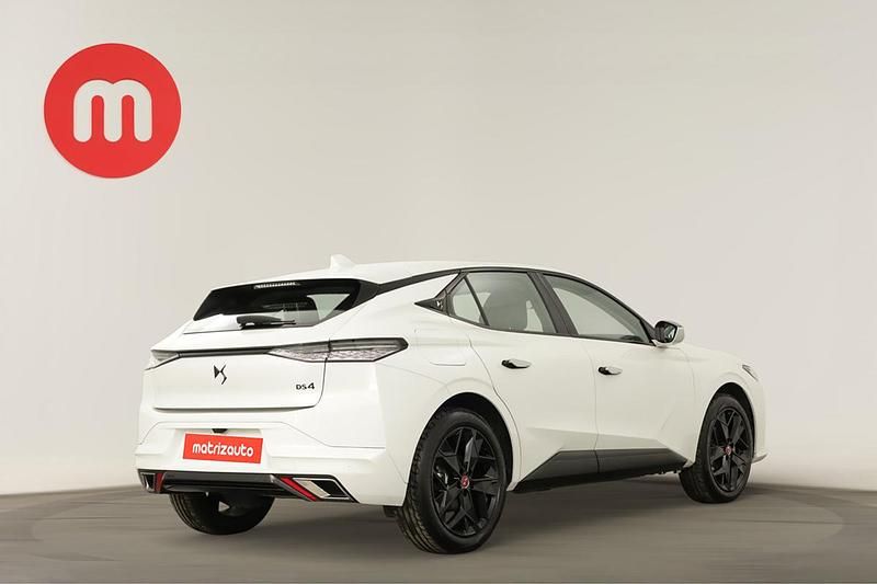 Usado DS Automobiles DS4 Performance 130 HP (95 kW) 2024 SUV