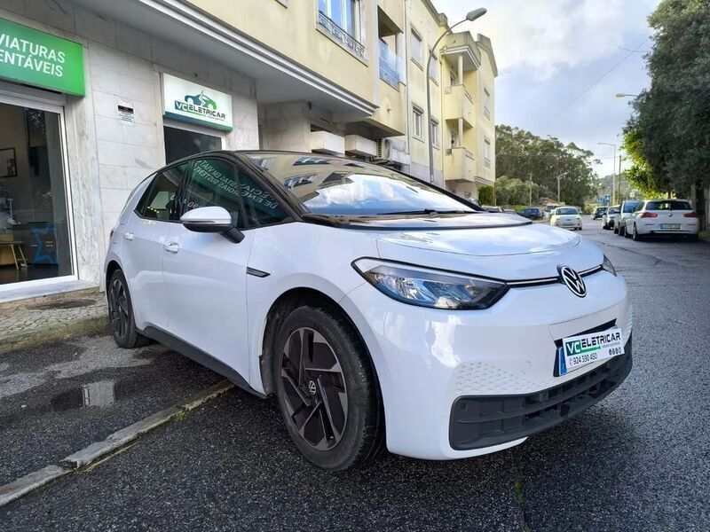Branco Usado 2022 VW ID.3 Pro Citadino | € 23.238 (Bom preço) - Imagem 1/4
