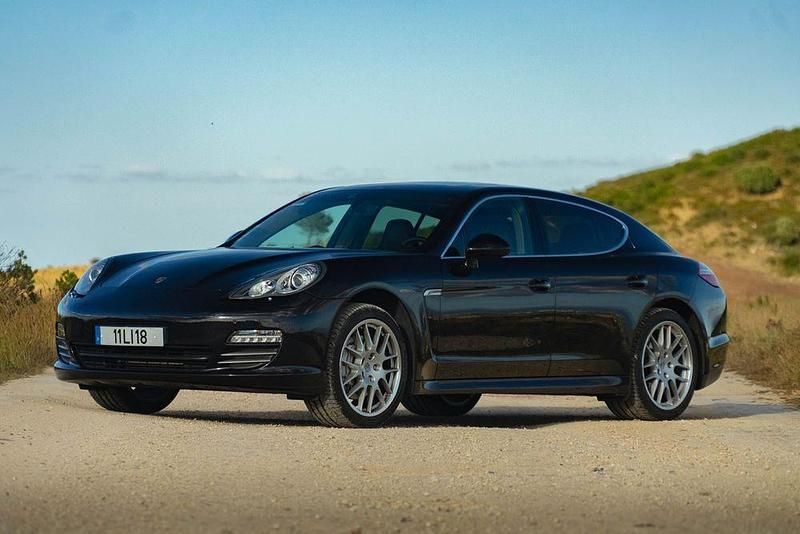 Usado 2011 Porsche Panamera 4S Sedan | € 38.300 - Imagem 1/4