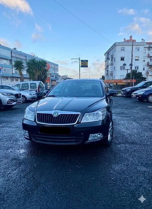 Usado 2010 Skoda Octavia Carrinha | € 6.500 (Bom preço) - Imagem 1/4