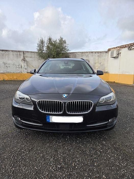 Usado 2013 BMW 535 Comfort Edition Sedan | € 16.750 - Imagem 1/4