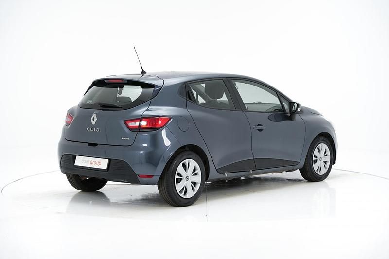 Usado Renault Clio IV Zen 90 HP (66 kW) 2017 Cinza