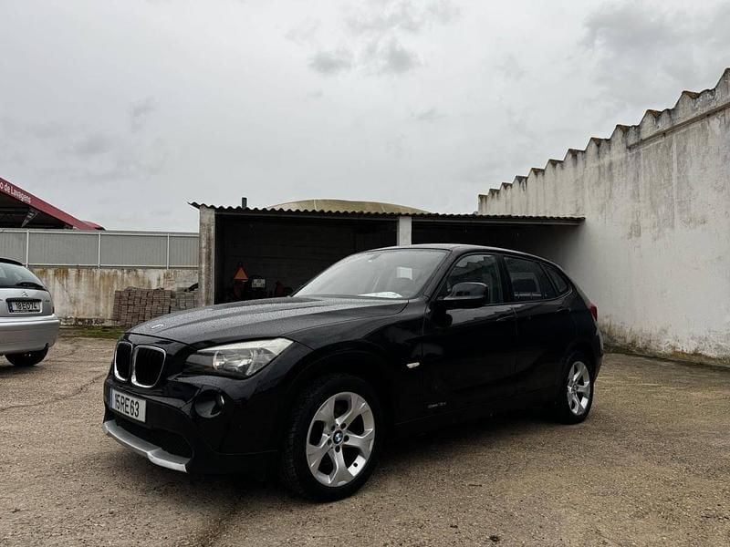 Preto Usado 2011 BMW X1 SUV | € 13.900 (Preço justo) - Imagem 1/4