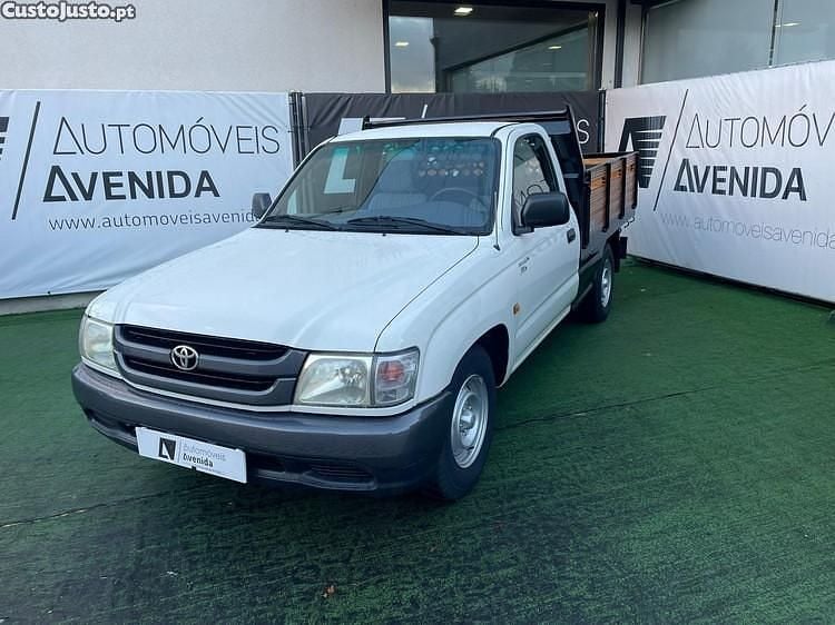 Branco Usado 2002 Toyota HiLux Pickup | € 12.900 - Imagem 1/1