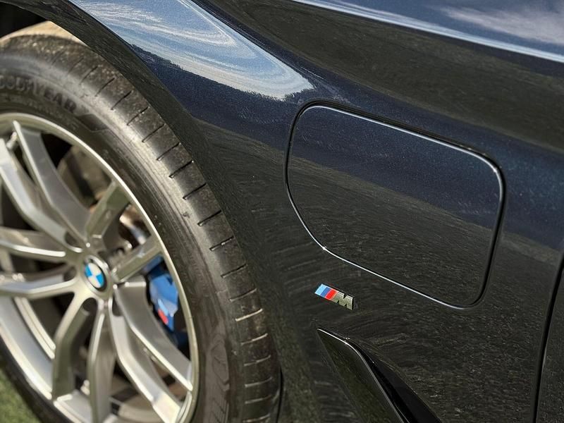 Usado BMW 530e iPerformance 252 HP (185 kW) 2020 Azul Sedan