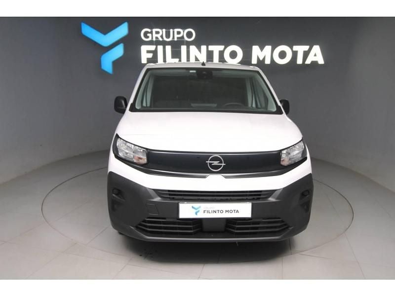 Branco Usado 2025 Opel Combo Monovolume | € 21.190 (Preço justo) - Imagem 1/4
