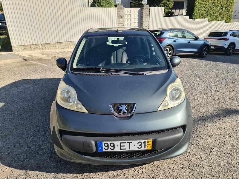 Cinzento Usado 2007 Peugeot 107 Citadino | € 4.150 (Preço justo) - Imagem 1/4