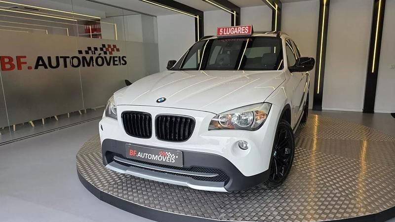 Branco Usado 2010 BMW X1 SUV | € 18.500 (Caro) - Imagem 1/4