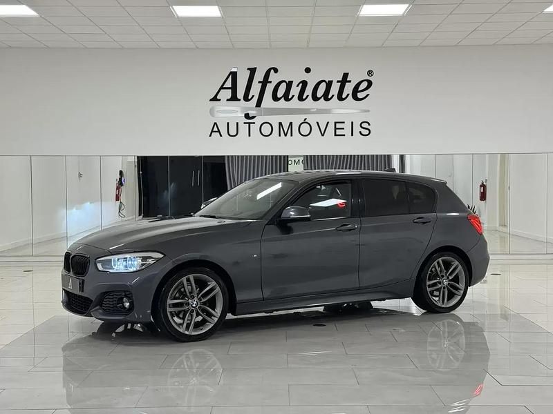 Cinzento Usado 2017 BMW 116 Citadino | € 18.990 (Preço elevado) - Imagem 1/4