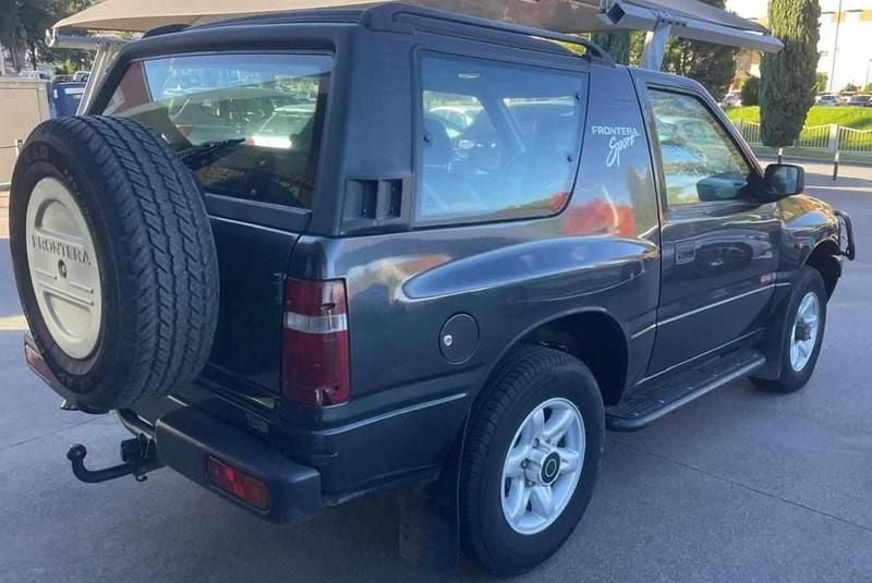 Usado Opel Frontera 115 HP (84 kW) 1998 Azul SUV