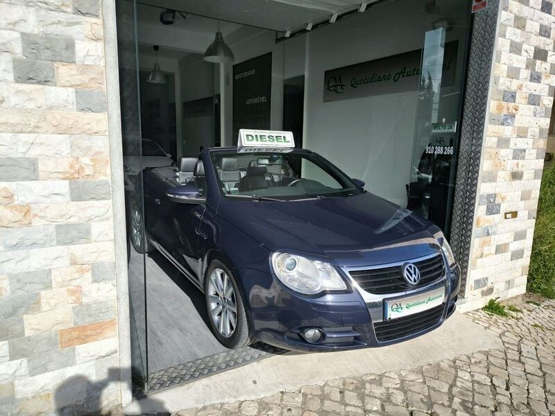 Azul Usado 2010 VW Eos Cabrios | € 13.950 (Preço justo) - Imagem 1/4