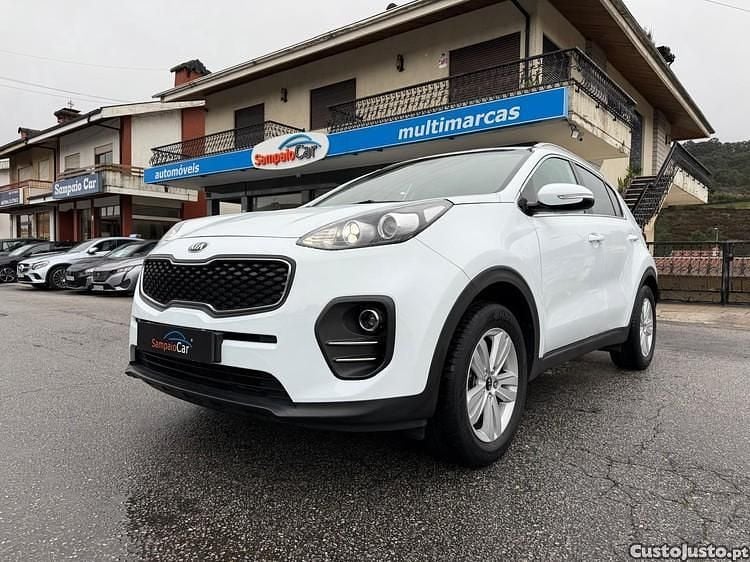 Branco Usado 2016 Kia Sportage SUV | € 16.990 (Preço justo) - Imagem 1/1
