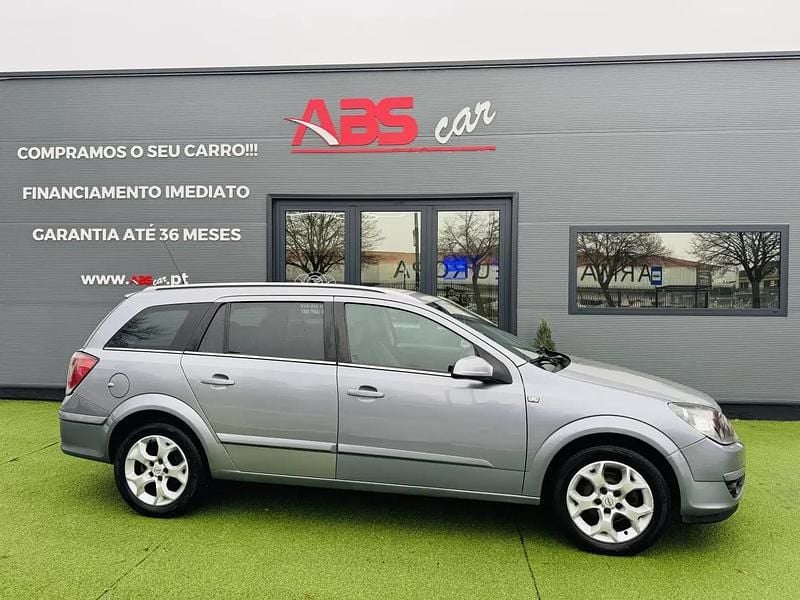 Cinza escuro Usado 2005 Opel Astra Cosmo Carrinha | € 3.500 (Preço justo) - Imagem 1/4